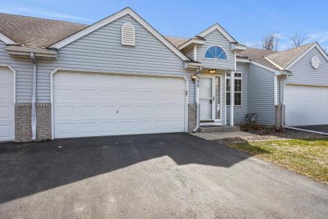 335 Creekside Drive Buffalo MN 55313