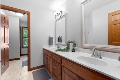 1653 Bear Meadow Lane SE Rochester MN 55904