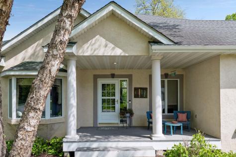 4153 Hallgren Lane Chanhassen MN 55331