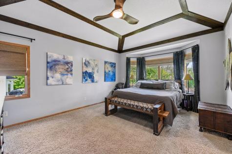 4153 Hallgren Lane Chanhassen MN 55331