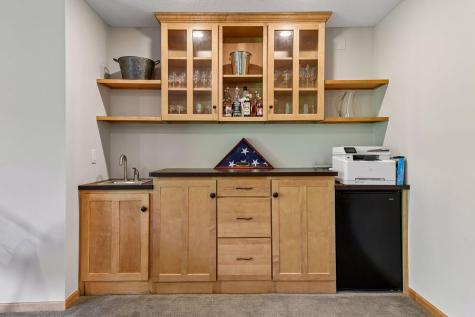 4153 Hallgren Lane Chanhassen MN 55331