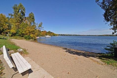 4153 Hallgren Lane Chanhassen MN 55331