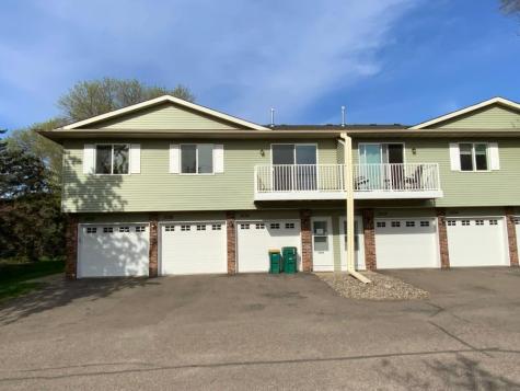 1030 Pond View Court Vadnais Heights MN 55127