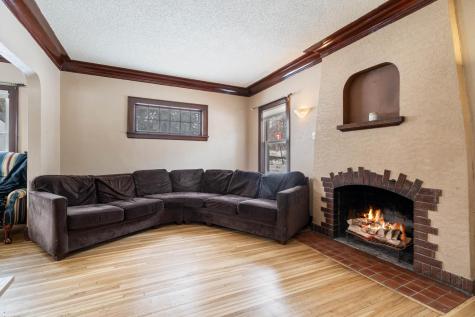 627 N 20th Avenue E Duluth MN 55812