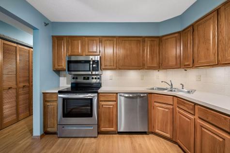 3801 W 98th Street Bloomington MN 55431