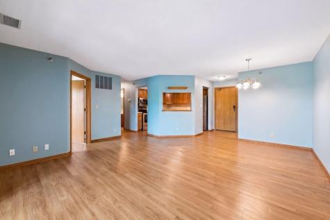 3801 W 98th Street Bloomington MN 55431