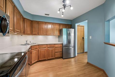 3801 W 98th Street Bloomington MN 55431