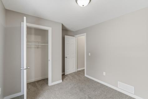 605 Le Hillier Street Mankato MN 56001
