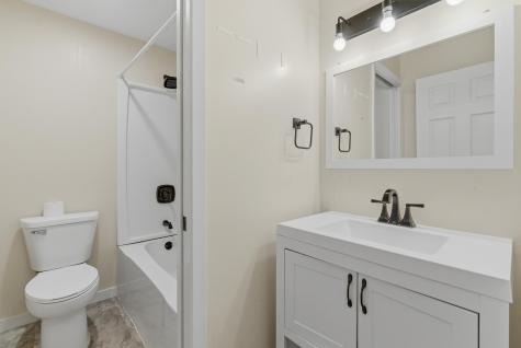 605 Le Hillier Street Mankato MN 56001