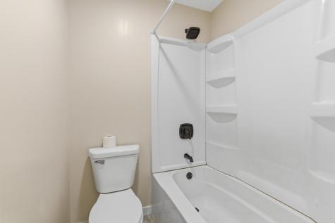 605 Le Hillier Street Mankato MN 56001