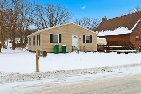 605 Le Hillier Street Mankato MN 56001