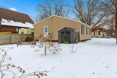 605 Le Hillier Street Mankato MN 56001