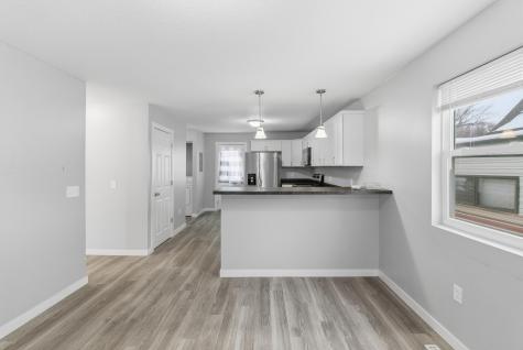 605 Le Hillier Street Mankato MN 56001