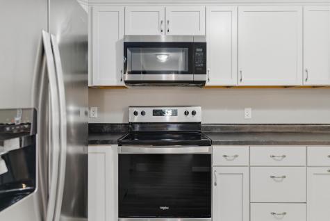 605 Le Hillier Street Mankato MN 56001