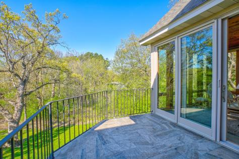 9 Knoll Road North Oaks MN 55127