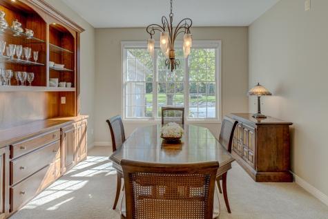 9 Knoll Road North Oaks MN 55127