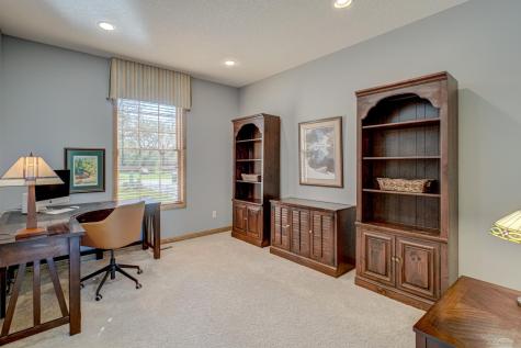 9 Knoll Road North Oaks MN 55127