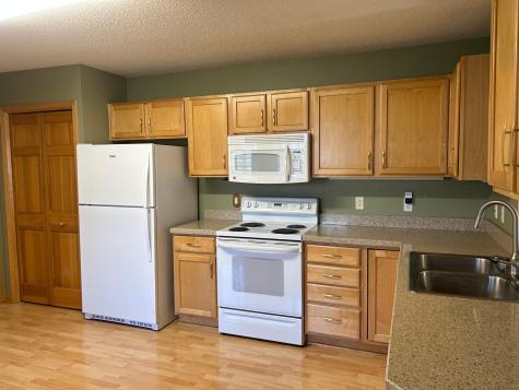 674 Lake View Drive Woodbury MN 55129