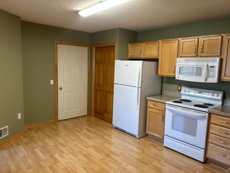 674 Lake View Drive Woodbury MN 55129