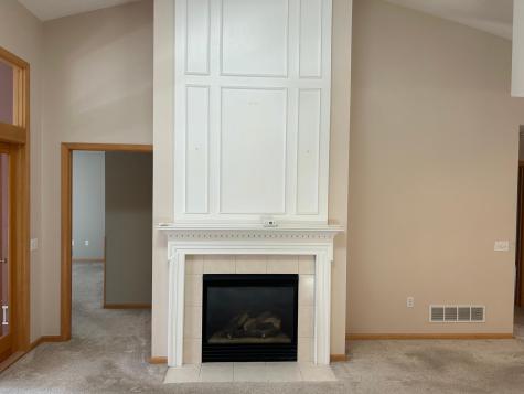 674 Lake View Drive Woodbury MN 55129