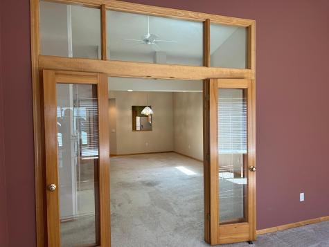 674 Lake View Drive Woodbury MN 55129