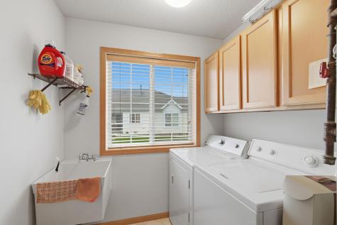 674 Lake View Drive Woodbury MN 55129