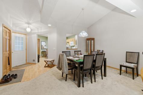 674 Lake View Drive Woodbury MN 55129