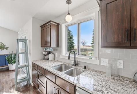 932 Forest Edge Drive Jordan MN 55352