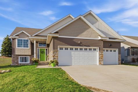 932 Forest Edge Drive Jordan MN 55352