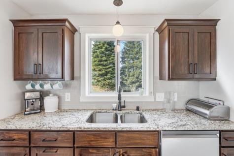 932 Forest Edge Drive Jordan MN 55352