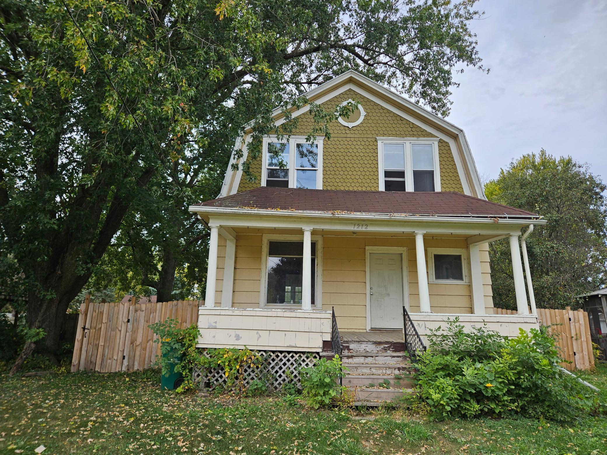 1212 Saint Joseph Avenue Albert Lea MN 56007