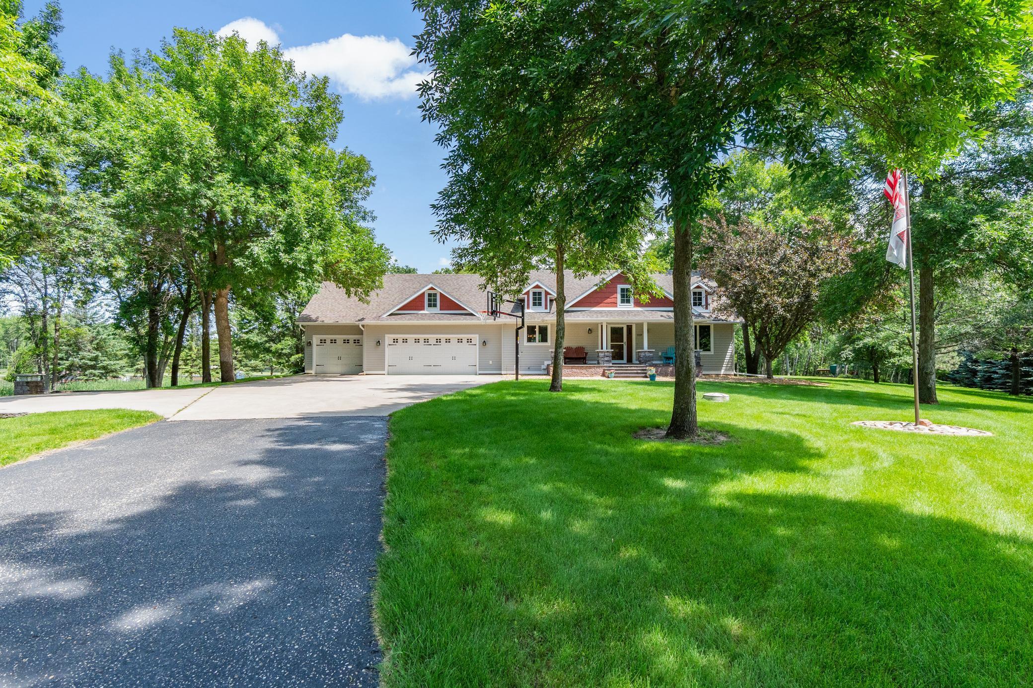 1109 Lakeview Avenue Alexandria MN 56308