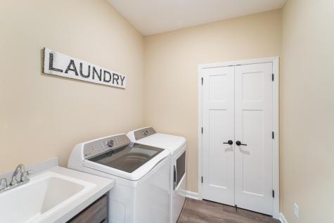 608 James Parkway Elko New Market MN 55054