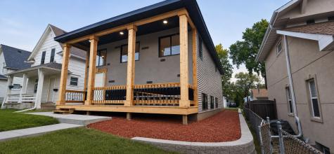 1319 Minnehaha Avenue E North Saint Paul MN 55106