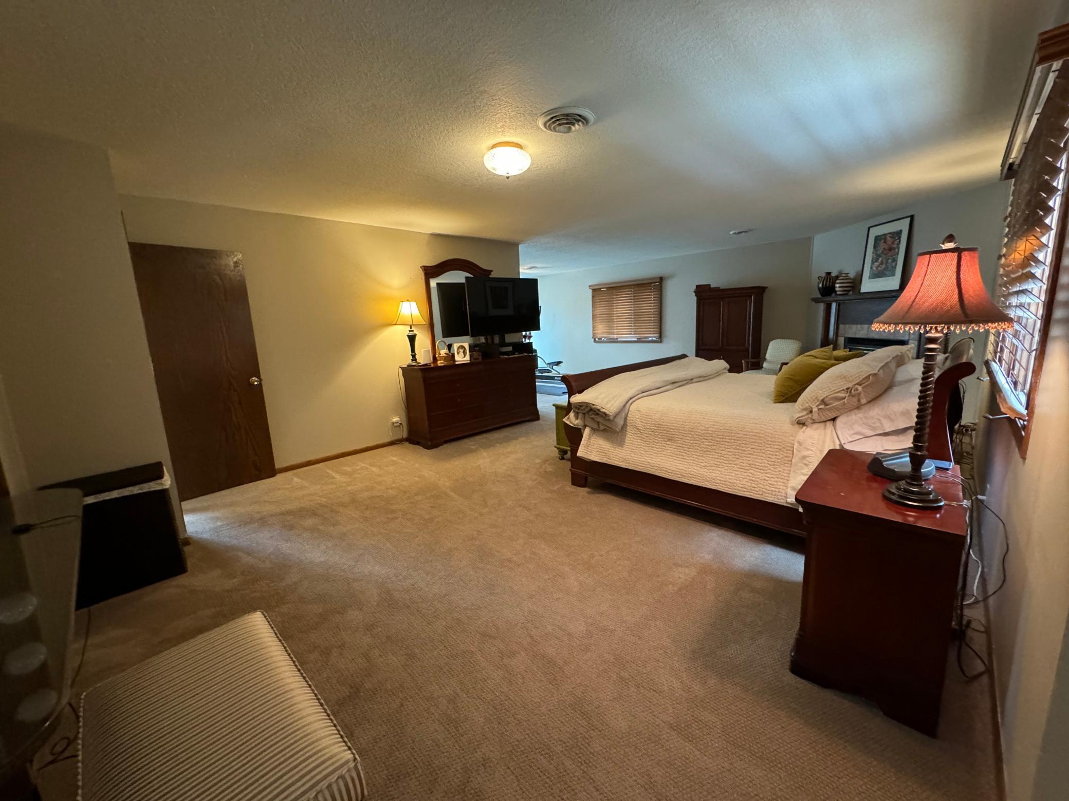 1428 Edgewater Drive Albert Lea MN 56007