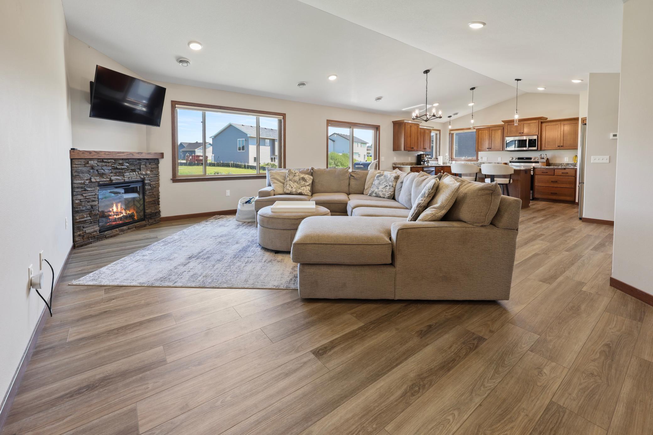 214 Woolgrass Way Avon MN 56310