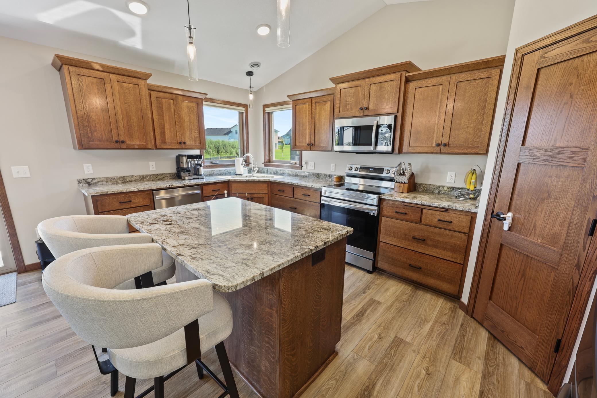 214 Woolgrass Way Avon MN 56310