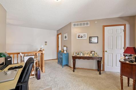 1948 Shamrock Place Chaska MN 55318