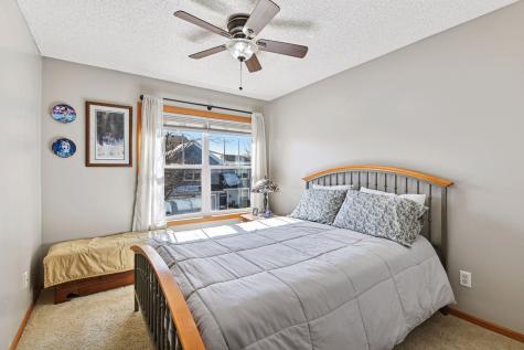 1948 Shamrock Place Chaska MN 55318