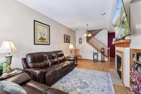 1948 Shamrock Place Chaska MN 55318