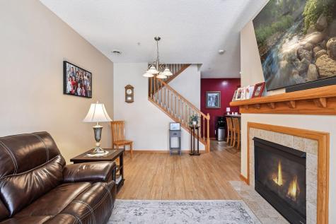 1948 Shamrock Place Chaska MN 55318