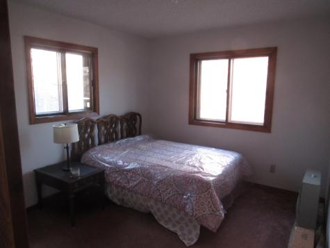 4760 N Net Lake Road Holyoke MN 55749