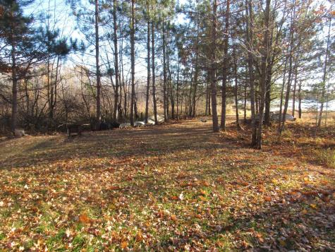 4760 N Net Lake Road Holyoke MN 55749