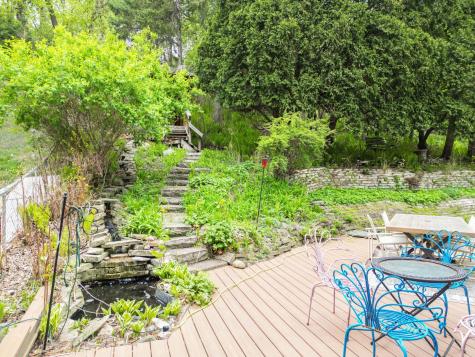 885 Old Lexington Avenue Saint Paul MN 55116