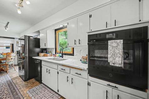 885 Old Lexington Avenue Saint Paul MN 55116