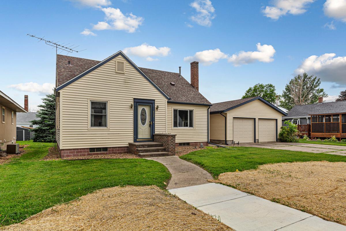 608 W Alden Street Arlington MN 55307