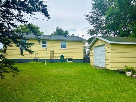 811 Lake Shore Drive Battle Lake MN 56515