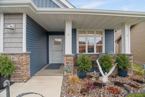 25407 Farmstead Lane Wyoming MN 55092