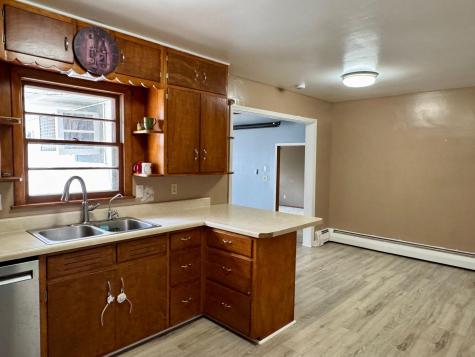 905 W Chestnut Avenue Olivia MN 56277