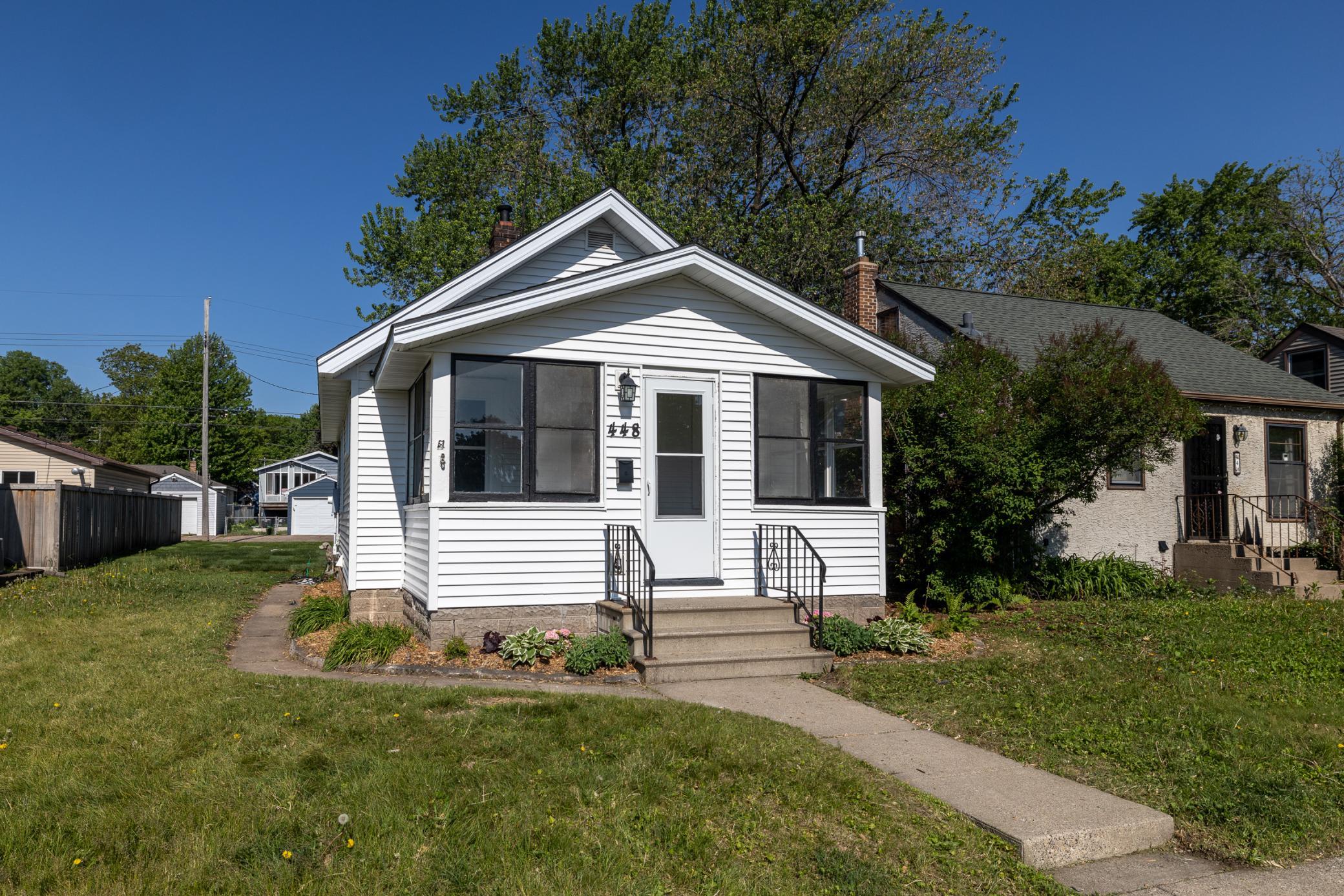 448 8th Avenue S South Saint Paul MN 55075